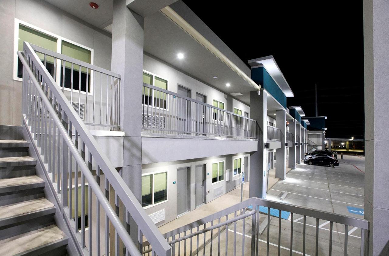 Express Hotel 3*